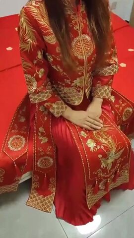 傻子小叔子新婚之夜乱伦嫂子，趁醉酒跑到婚房强奸亲嫂子