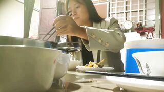 【麻花免费视频】“我们一起双插你老婆啊？”国产夫妻交换群P