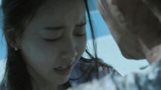 【麻花免费视频】【封神之作】三个美女海岛度假，惨遭岛上居民强暴，轮流蹂躏七天七夜