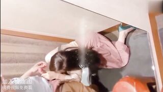 【麻花免费视频】上流社会高贵名媛沦为土豪专享母狗精盆，每天练习口爆