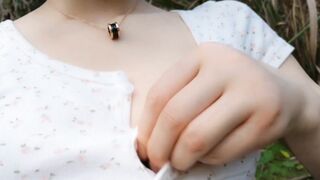 【麻花免费视频】小美眉野外自慰露出