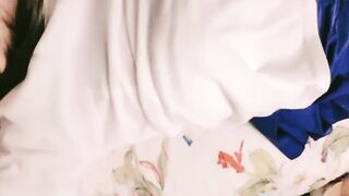 【麻花免费视频】无毛白虎妹妹放学就回家交功课了