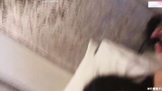 【麻花免费视频】银行女职员为了求上位，不惜与领导勾搭开房做苟且之事