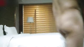 【麻花免费视频】和旗袍少妇酒店开房“我好喜欢你的鸡巴，操的我好舒服”