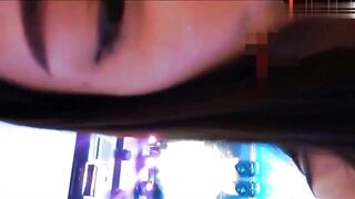 【麻花免费视频】高挑靓女塞着跳弹现场主持婚礼，内裤都湿透了，紧张又刺激，内裤湿透沾满了粘液