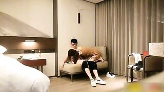 【麻花免费视频】4500约的极品大长腿车模