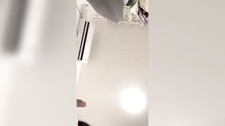 【麻花免费视频】【网红下海】主播“小狐狸”巨乳太大，自慰潮喷