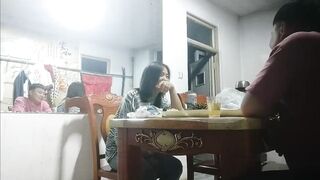 【麻花免费视频】【淫妻出轨】良家人妻和奸夫聊天谈心，喝到微醺上床激情开操