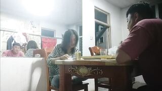 【麻花免费视频】【淫妻出轨】良家人妻和奸夫聊天谈心，喝到微醺上床激情开操