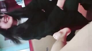 【麻花免费视频】南京西善桥化学老师偷情小叔子，初中老师孟菲菲背着老公出轨