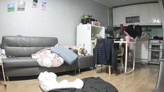 【麻花免费视频】【强操小姨子】肥胖的大佬背着老婆不在家时候与小姨子在家偷情