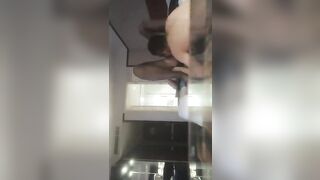 老哥约了个丰满少妇双人啪啪 戴上情趣面具大力猛操非常诱人