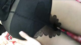 长发嫩妹主播无毛粉木耳很好看 穿上丝袜啤酒瓶插穴自慰 很是淫荡