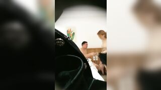 老哥越南找小姐约了个网红脸妹子TP啪啪 口交后入大力猛操呻吟娇喘非常诱人