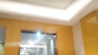 《午夜寻花》半夜约炮高颜值卖淫女叫床非常好听老公大力草我爱死你了(