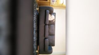 如此可爱的清纯妹子 本来就打扮很可爱 还换上黑丝女仆装 要老命啊